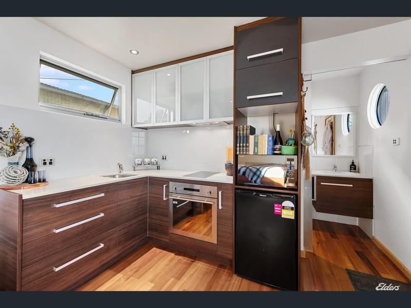 Apartamento Salt Box Hideaway Strahan Exterior foto